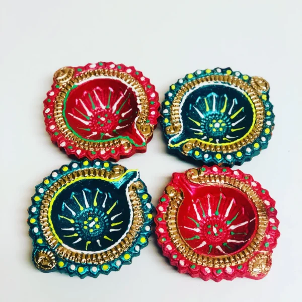 Hand made Fancy Clay Diya – 4Pcs